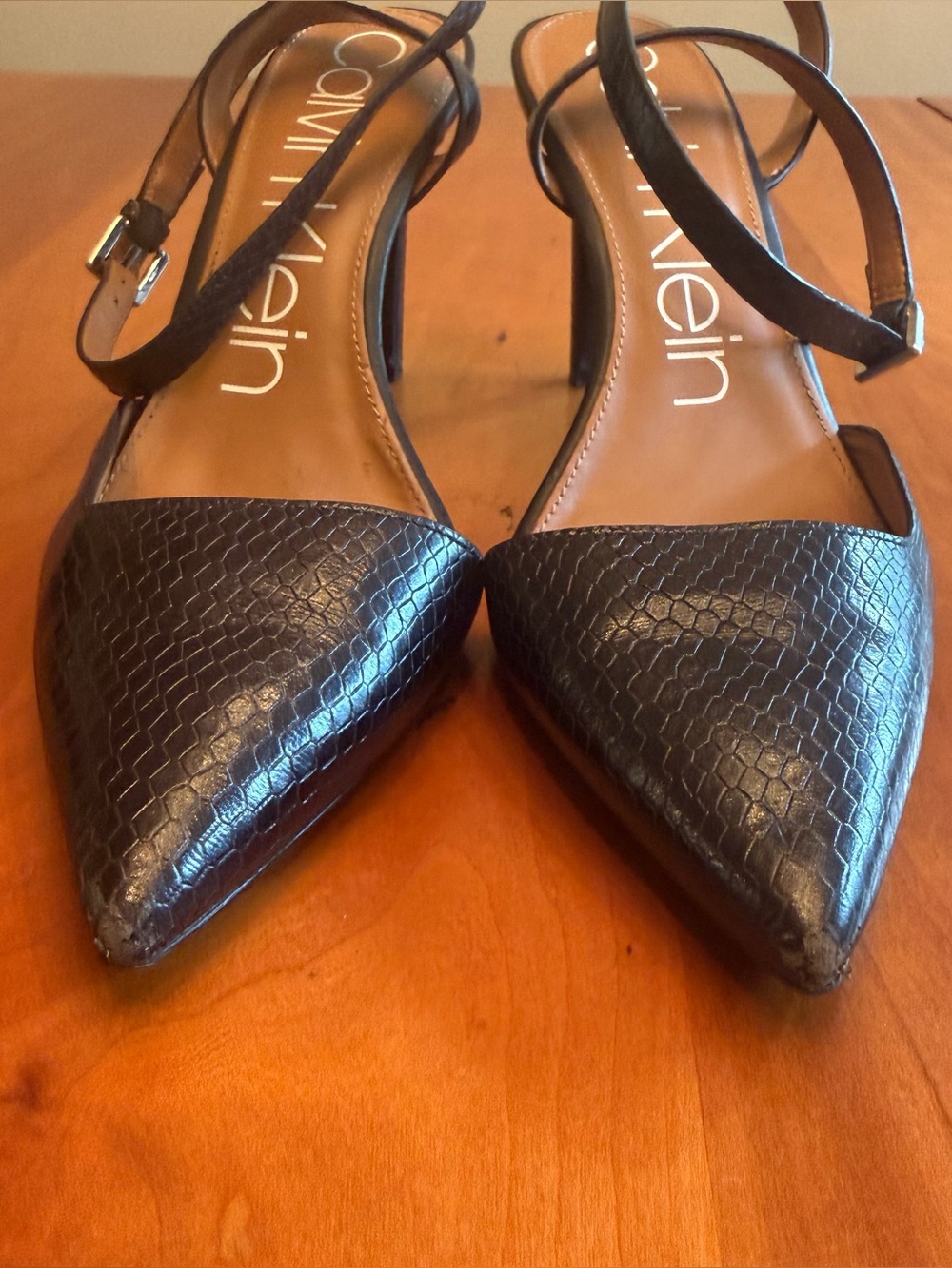 Calvin Klein Raffaela Pumps - Picture 6 of 12